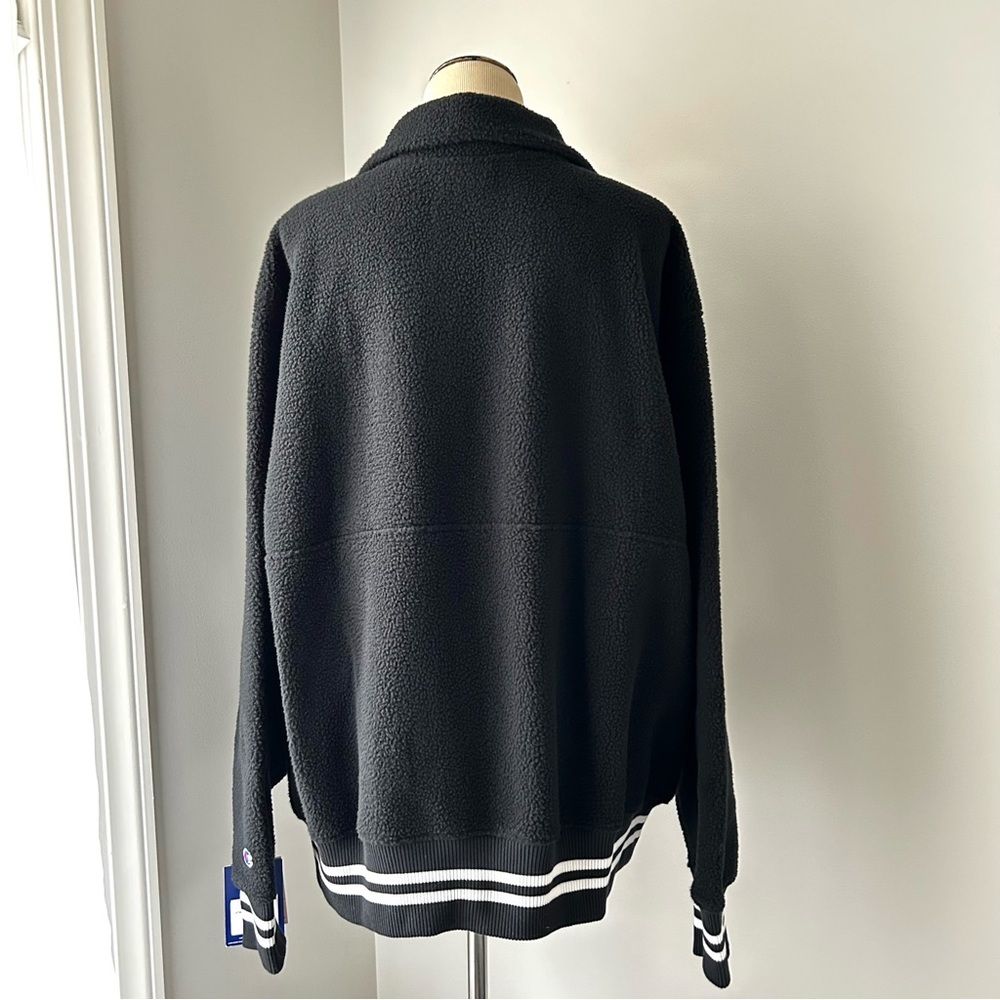 🌸BRAND NEW Champion Pullover. Fuzzy & Cozy. Black/White w/ Pockets Size: XL - Picture 7 of 14